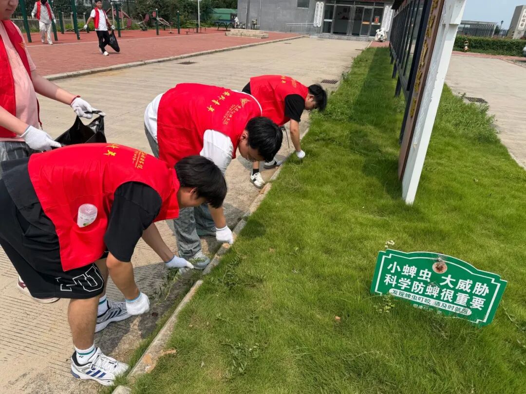位置: 网站首页 > 安外师生 > 正文